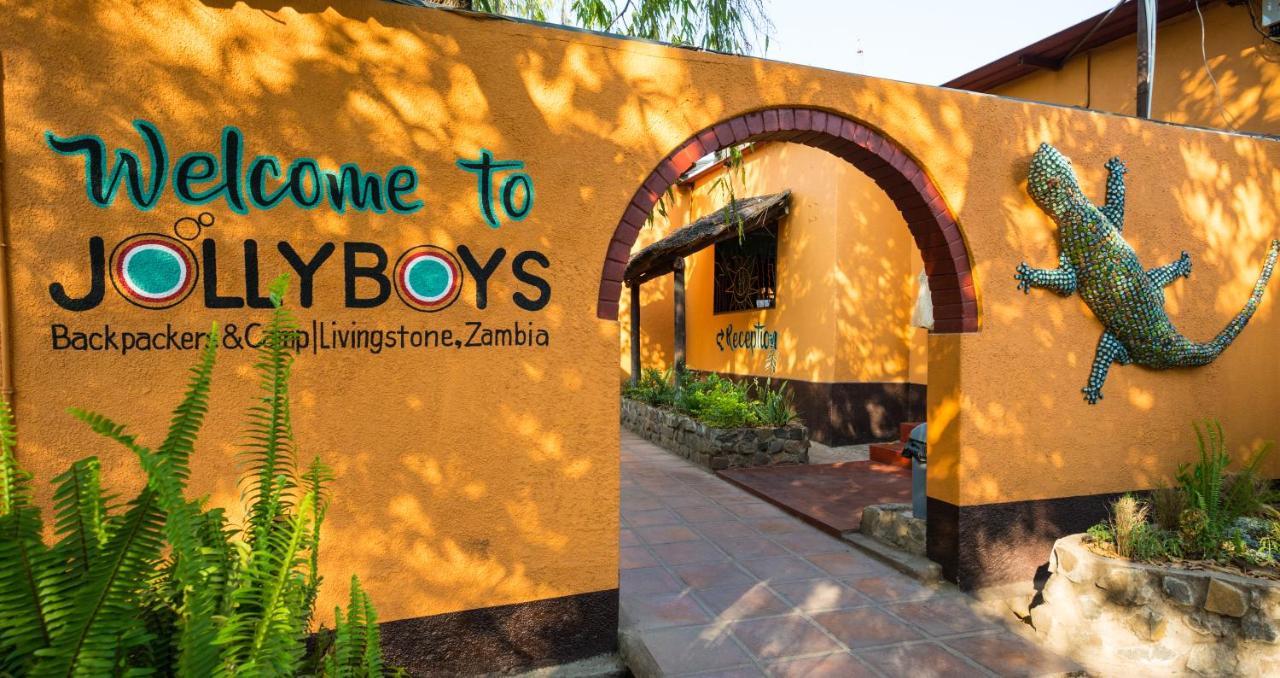 Хостел Jollyboys Backpackers Ливингстон Экстерьер фото
