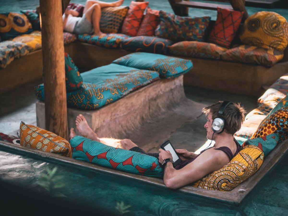 Хостел Jollyboys Backpackers Ливингстон Экстерьер фото